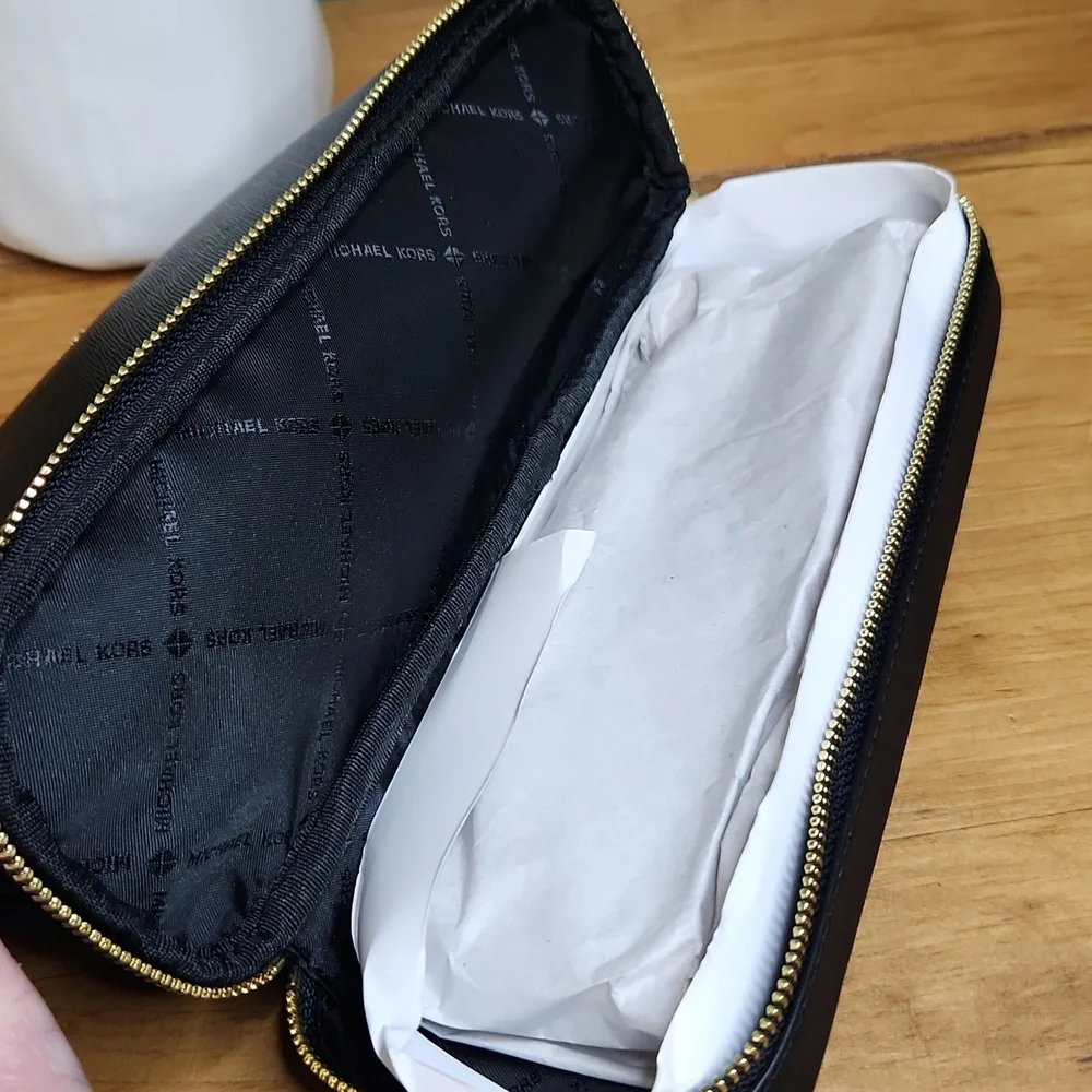 Michael Michael Kors Black Leather Travel/Cosmetic Pouch NWT